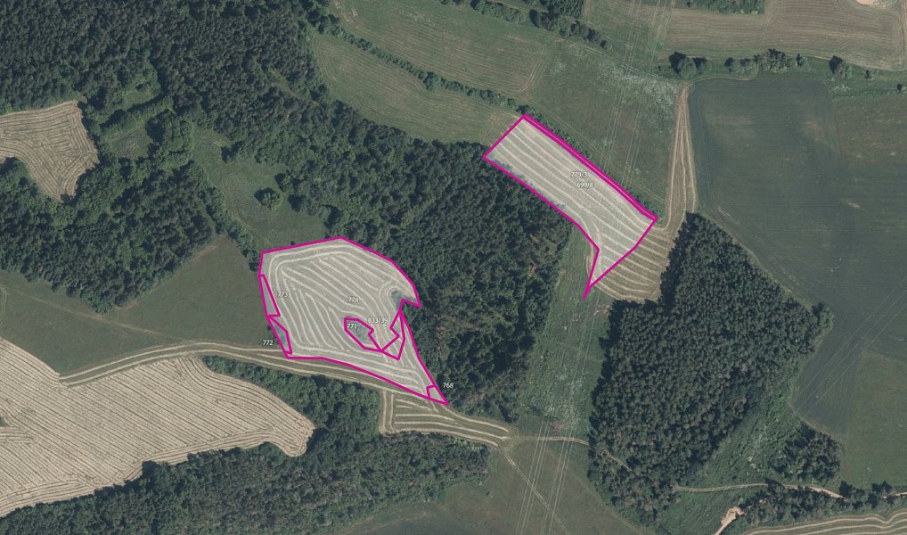 Prodej pole 23 810 m², Obory – náhled fotky 3