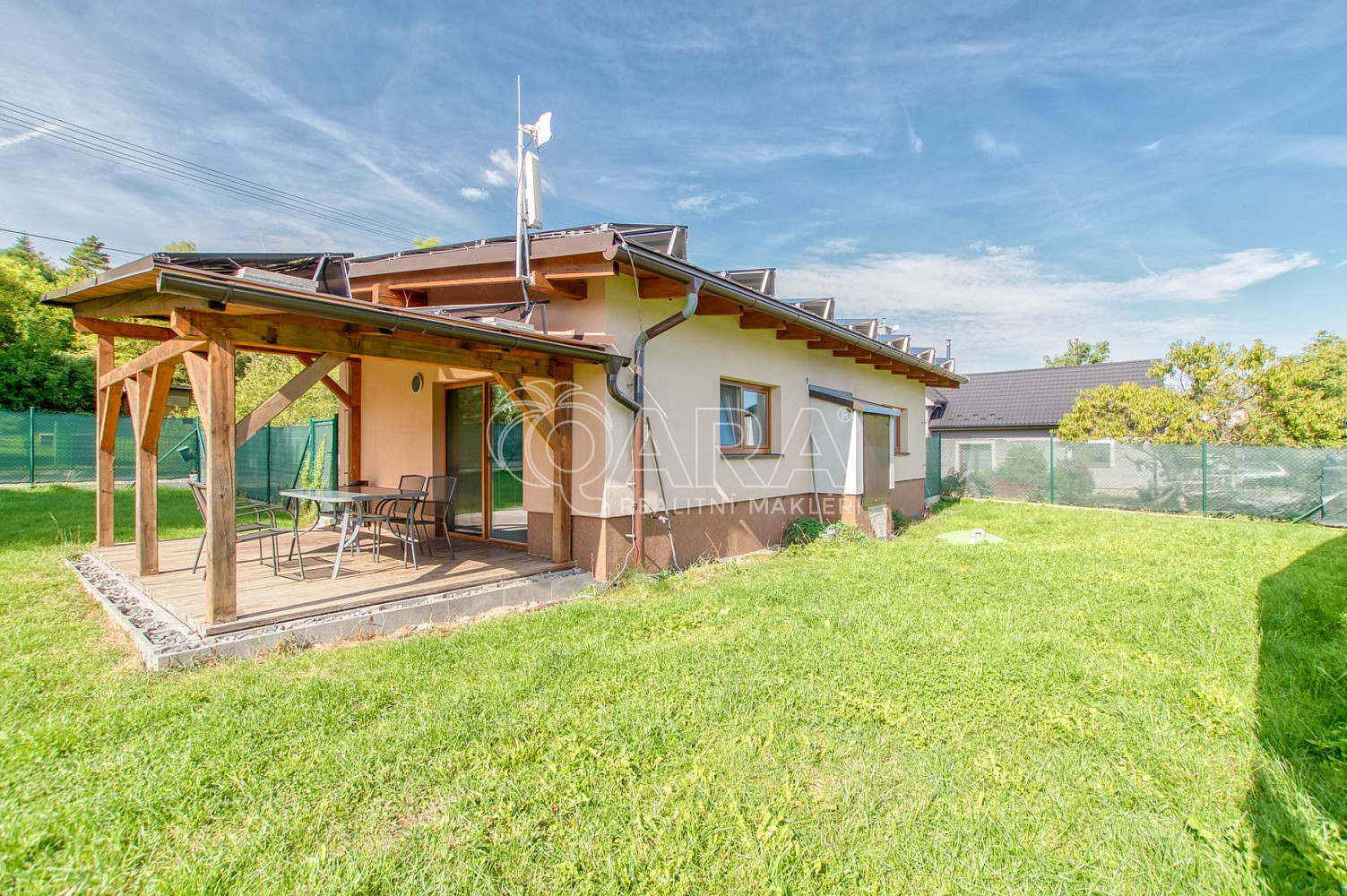 Pronájem domu 70 m² s pozemkem 724 m²