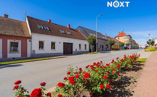 Prodej domu 160 m² s pozemkem 245 m², třída 5. května, Lišov, okres České Budějovice