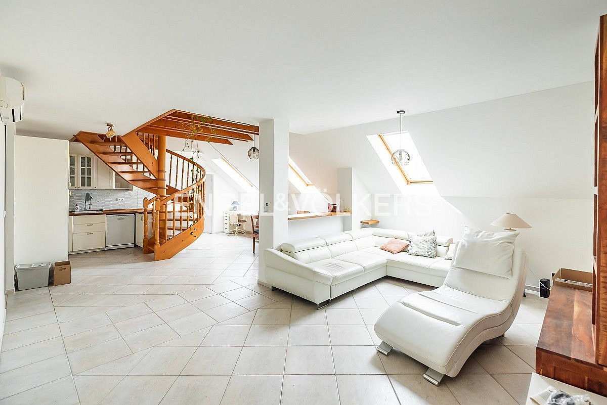 Pronájem bytu 3+kk 90 m²