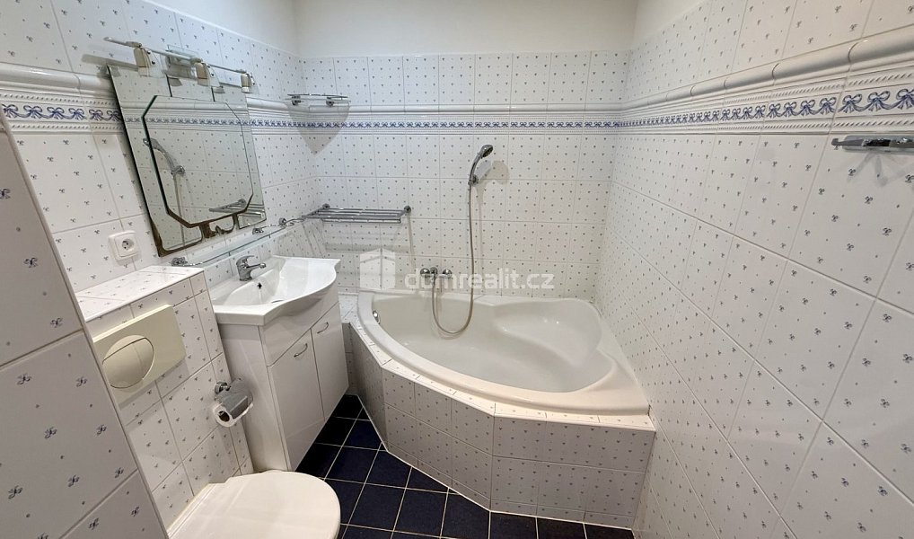 Prodej bytu 4+kk 126 m², Mariánské Lázně – náhled fotky 9