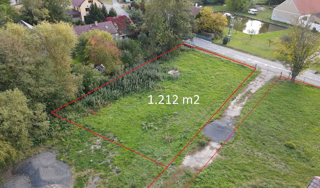 Prodej stavebního pozemku 1 212 m², Sedlec-Prčice – náhled fotky 3
