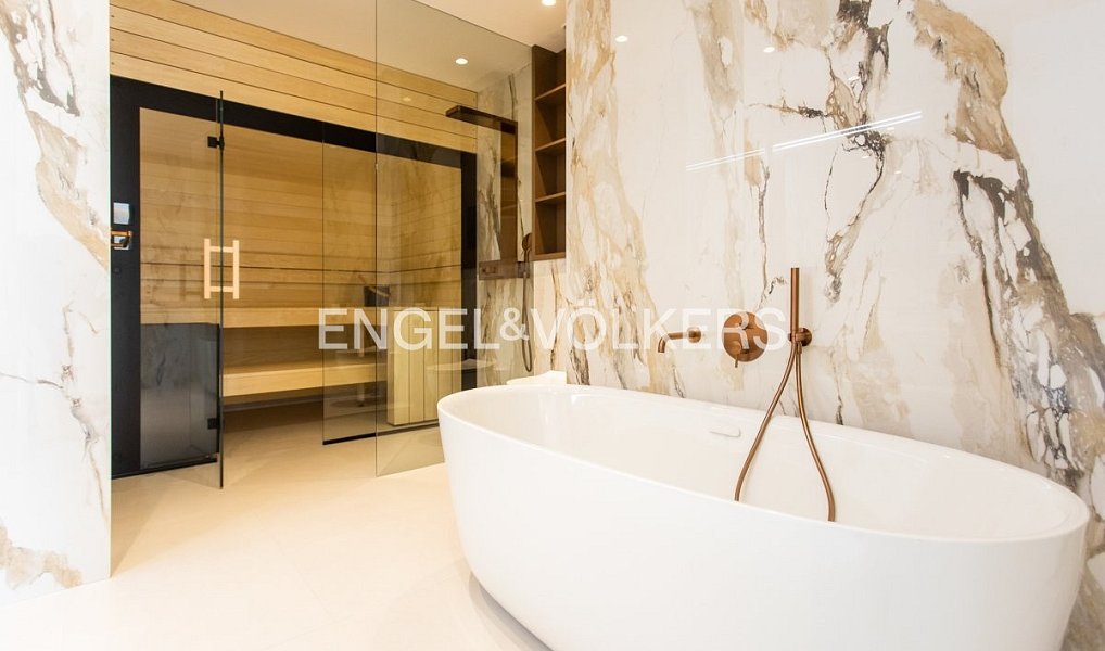 Pronájem bytu 4+kk 144 m², Praha – náhled fotky 6