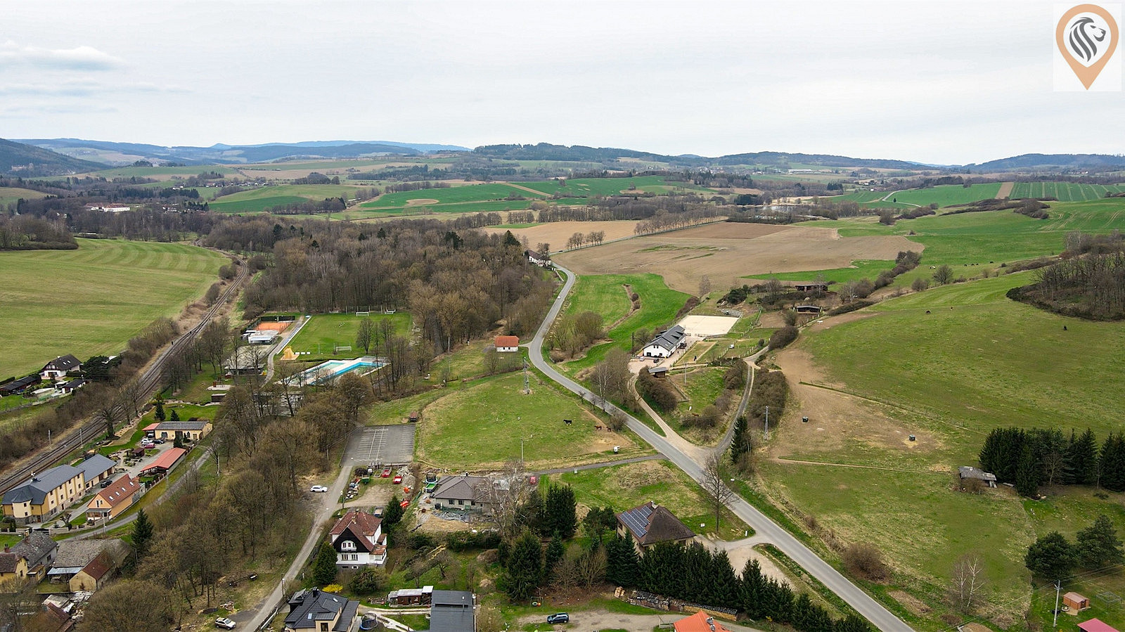 Prodej stavebního pozemku 8 515 m² – fotografie 3