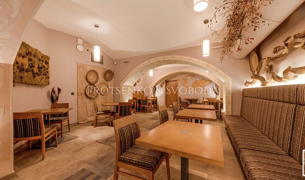 Prodej nájemního domu, činžáku 655 m², Praha – náhled fotky 5
