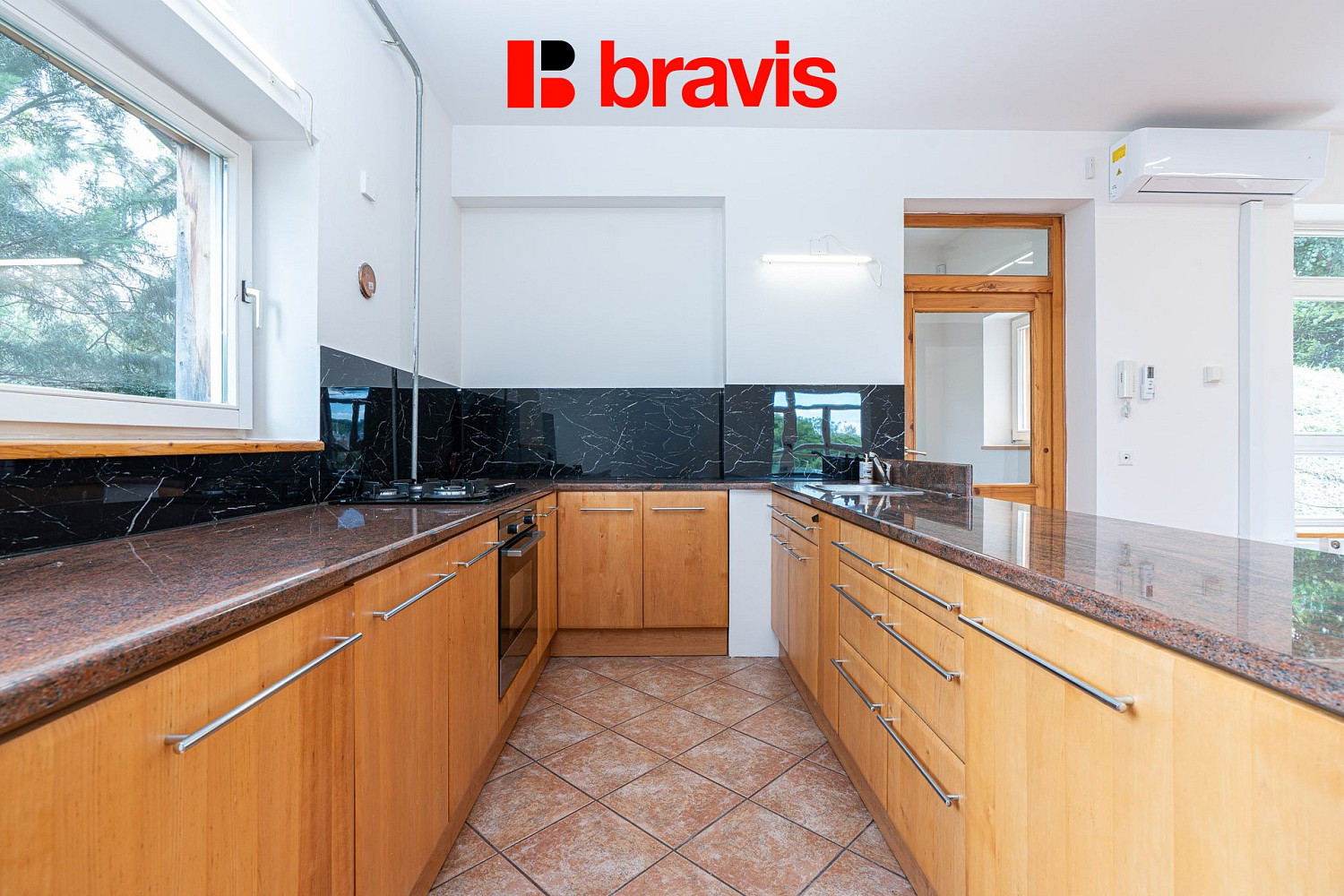 Pronájem bytu 5+kk 160 m²