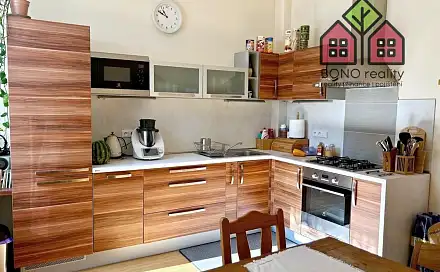 Pronájem bytu 2+1 80 m², Jankovcova, Teplice