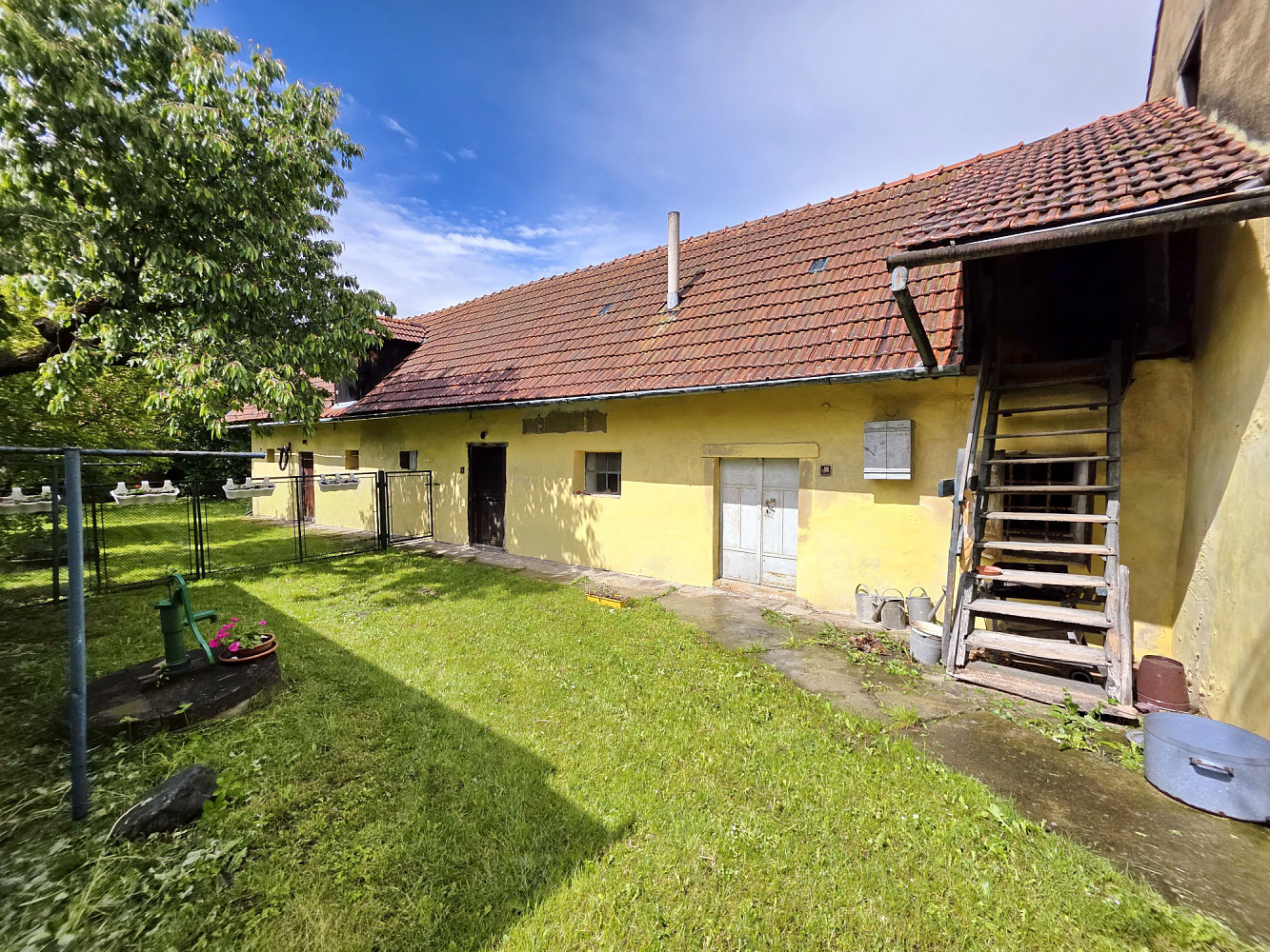 Prodej chaty/chalupy 700 m² s pozemkem 1 816 m² — photo 3