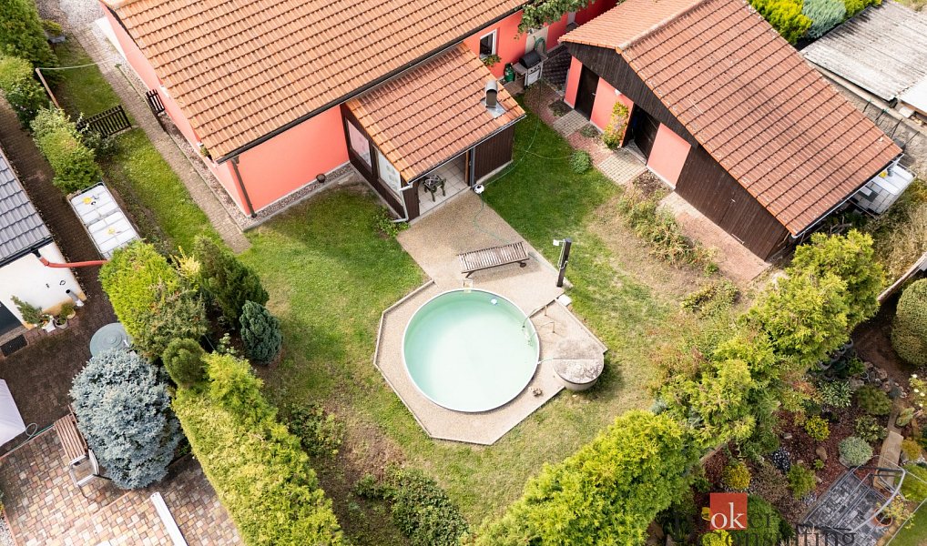 Prodej domu 286 m² s pozemkem 868 m², Žatec – náhled fotky 31