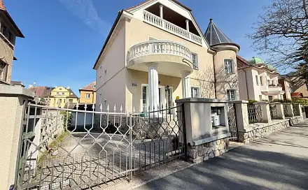 Pronájem bytu 256 m²