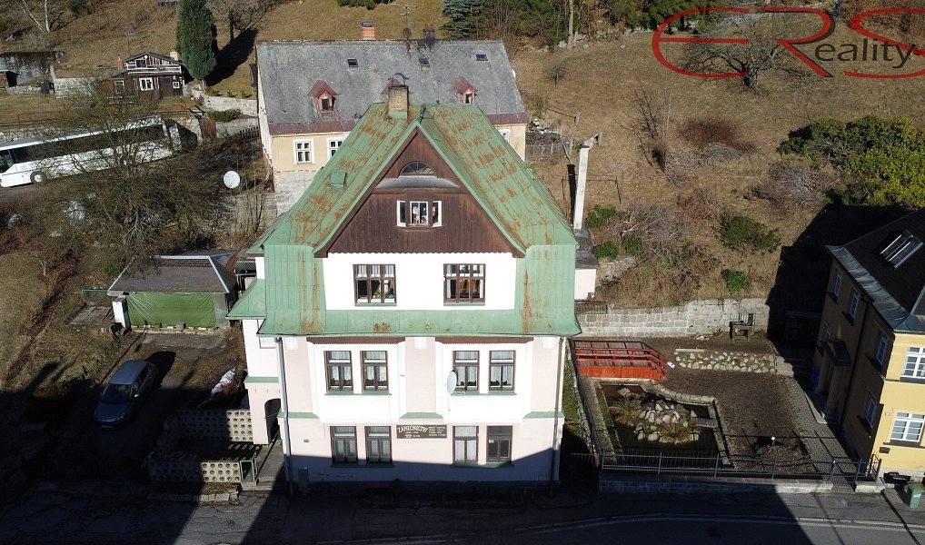 Prodej domu 250 m² s pozemkem 1 221 m², Janov nad Nisou – náhled fotky 22