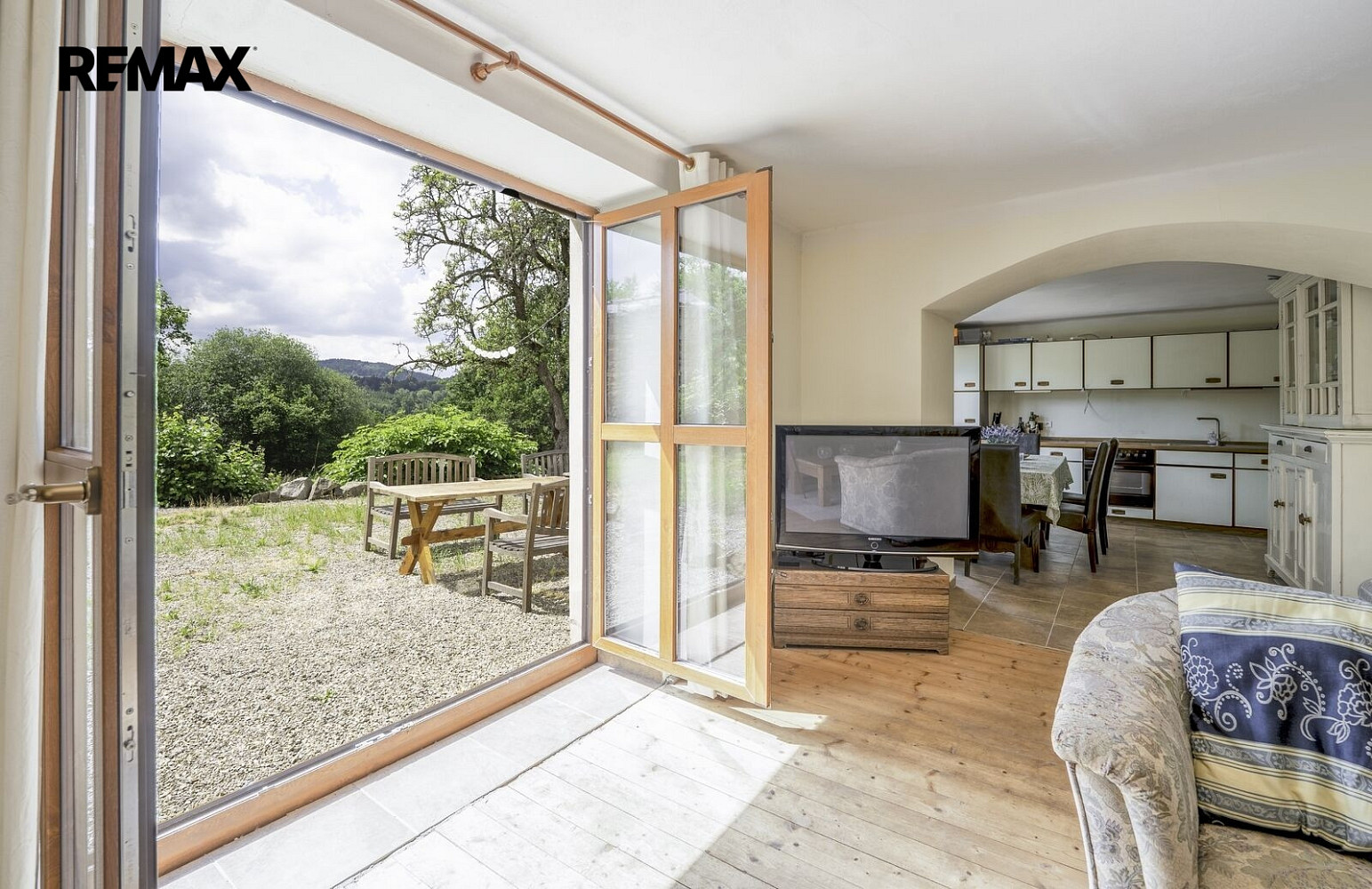 Prodej domu 137 m² s pozemkem 6 157 m² – fotografie 2