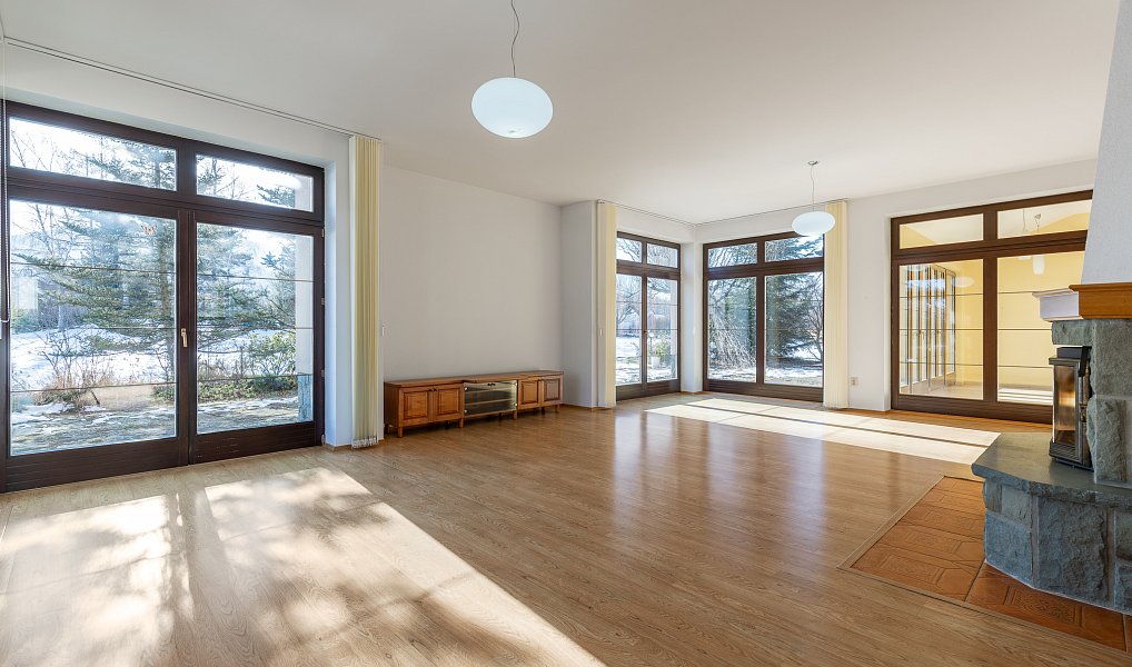 Prodej domu 292 m² s pozemkem 5 200 m², Čeladná – náhled fotky 7