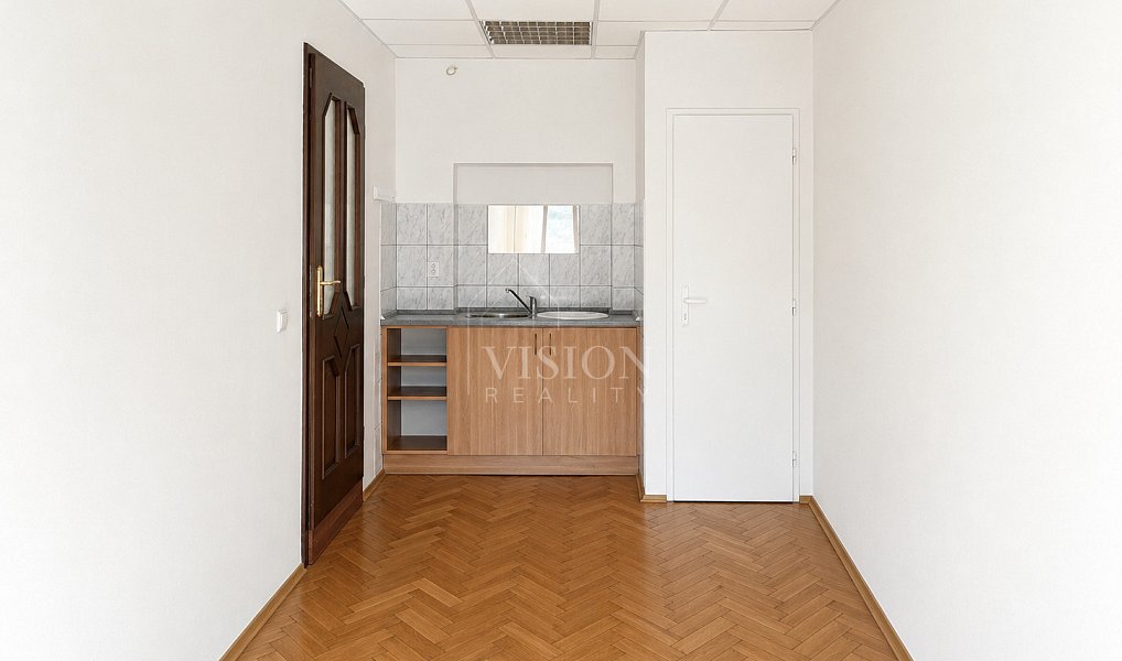 Pronájem kanceláře 36 m², Jindřichův Hradec – náhled fotky 2