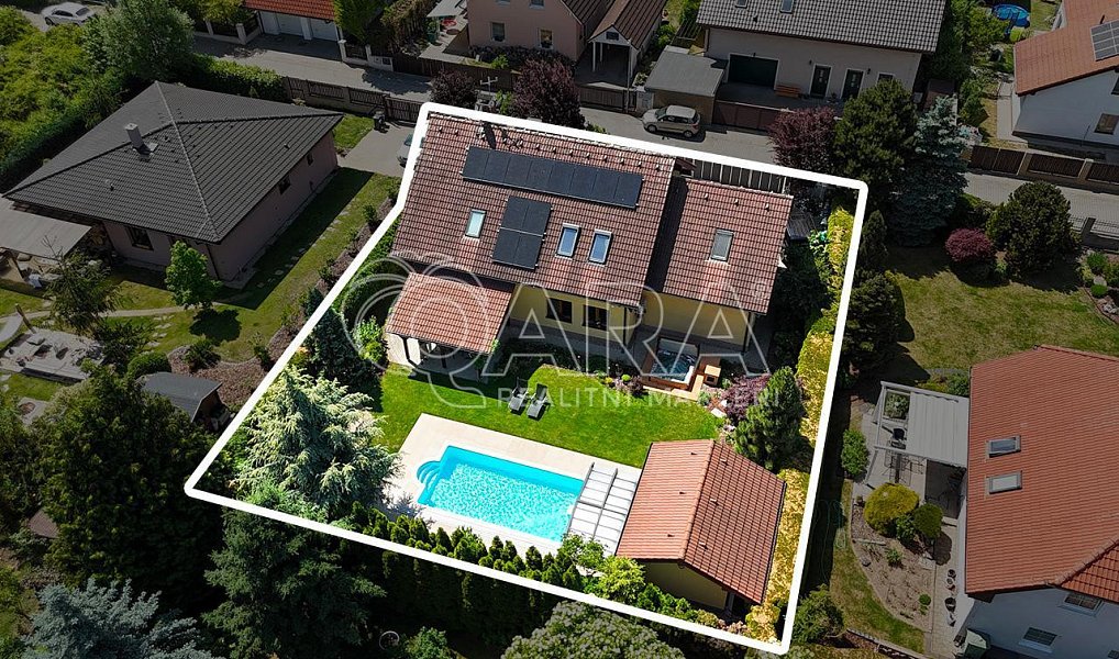 Prodej domu 255 m² s pozemkem 775 m², Šestajovice – náhled fotky 2