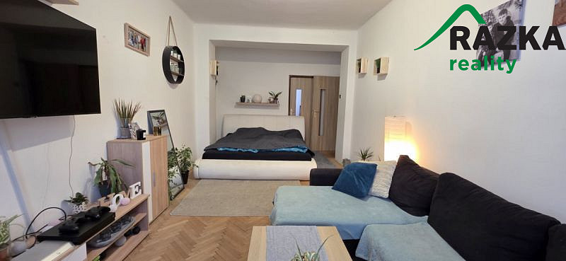 Pronájem bytu 2+1 58 m² – fotografie 2
