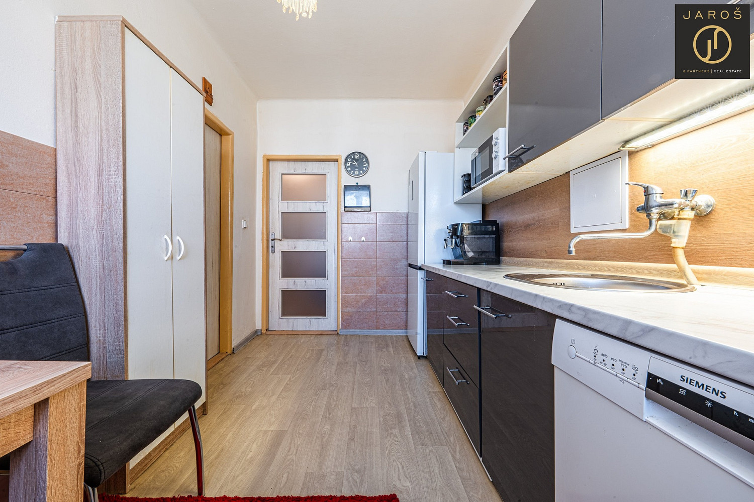 Prodej bytu 2+1 61 m² — photo 3