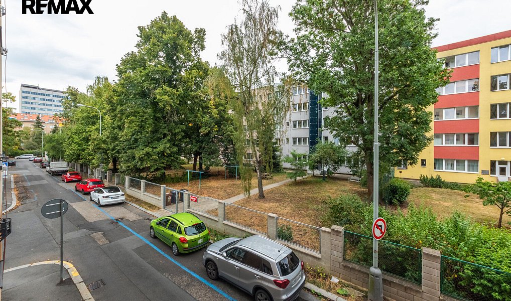 Prodej bytu 2+kk 46 m², Praha – náhled fotky 16