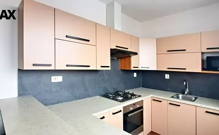 Pronájem bytu 3+1 73 m², Lužní, Hodonín