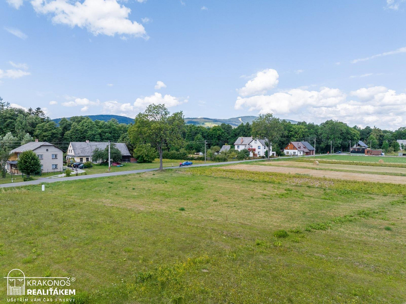 Prodej stavebního pozemku 1 026 m² – pohled 4