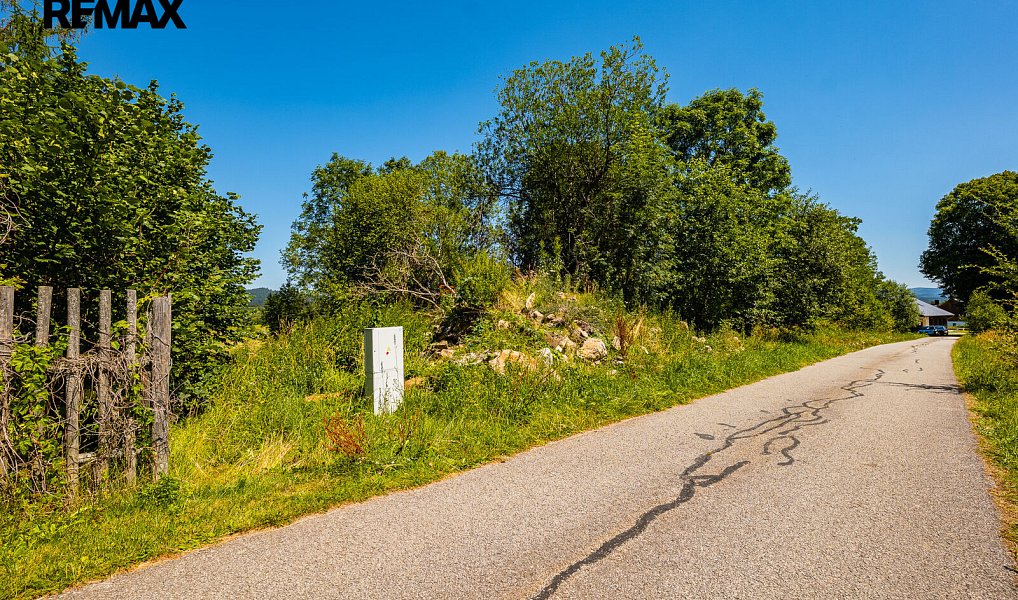 Prodej stavebního pozemku 1 870 m², Stožec – náhled fotky 6