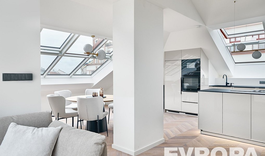Pronájem bytu 4+kk 119 m², Praha – náhled fotky 5