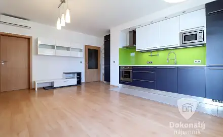Pronájem bytu 3+kk 65 m²