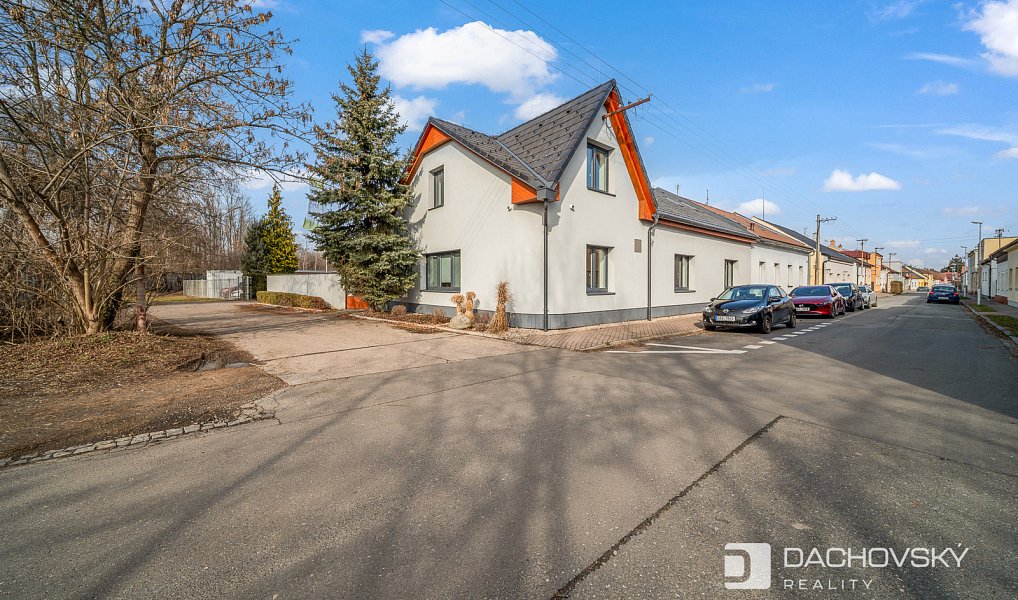 Prodej obchodních prostor 374 m², Pardubice – náhled fotky 16