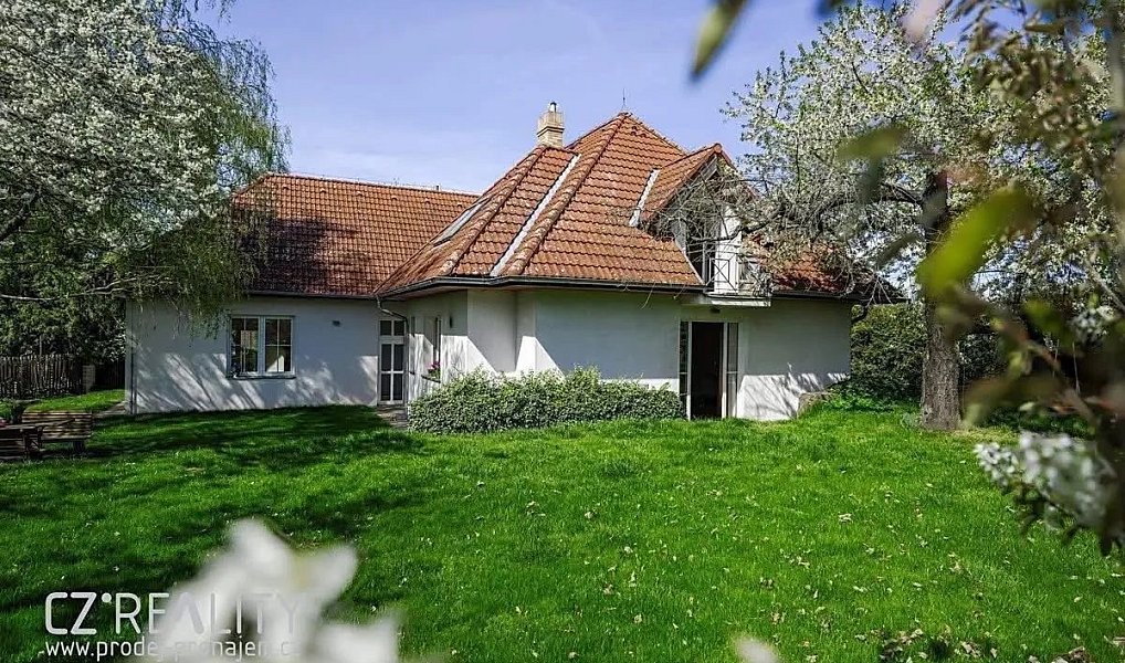 Prodej domu 300 m² s pozemkem 1 300 m², Praha – náhled fotky 8