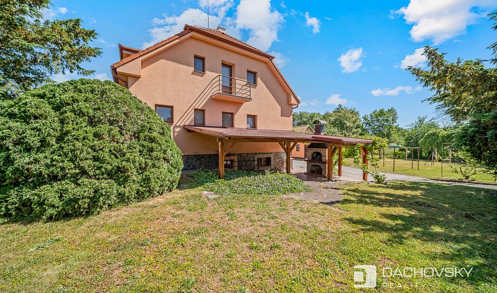 Prodej domu 170 m² s pozemkem 1 397 m², Pardubice – náhled fotky 4
