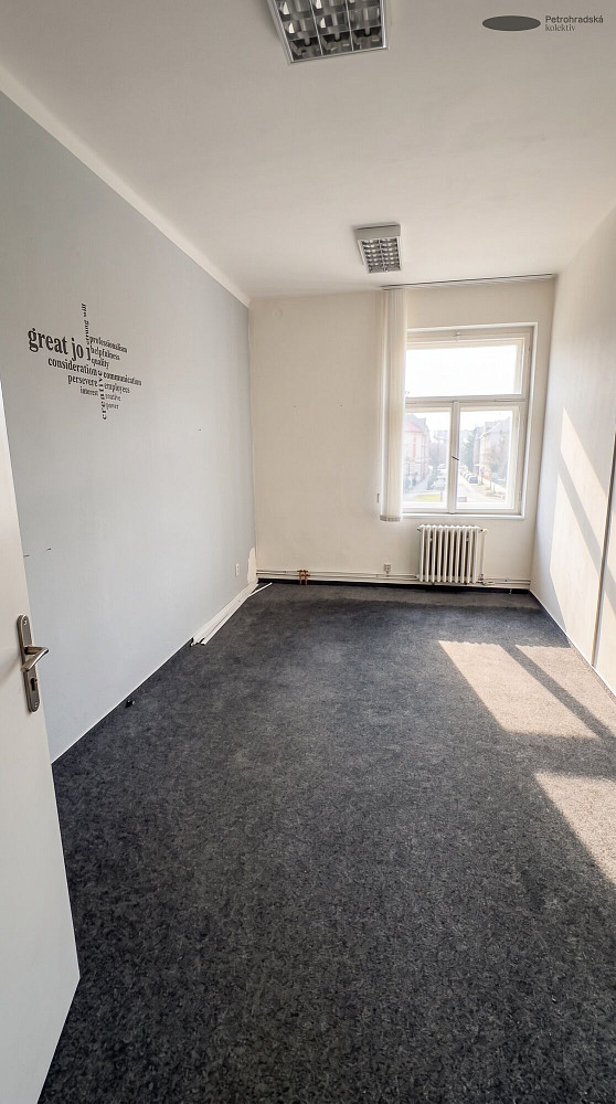 Pronájem kanceláře 18 m² – fotografie 4