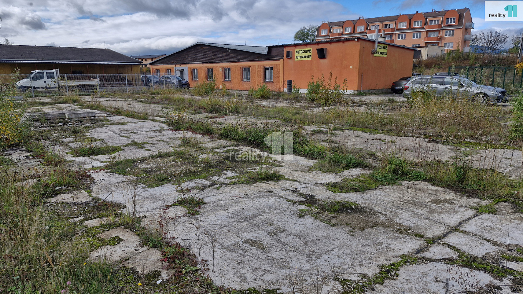 Prodej komerčního pozemku 757 m²