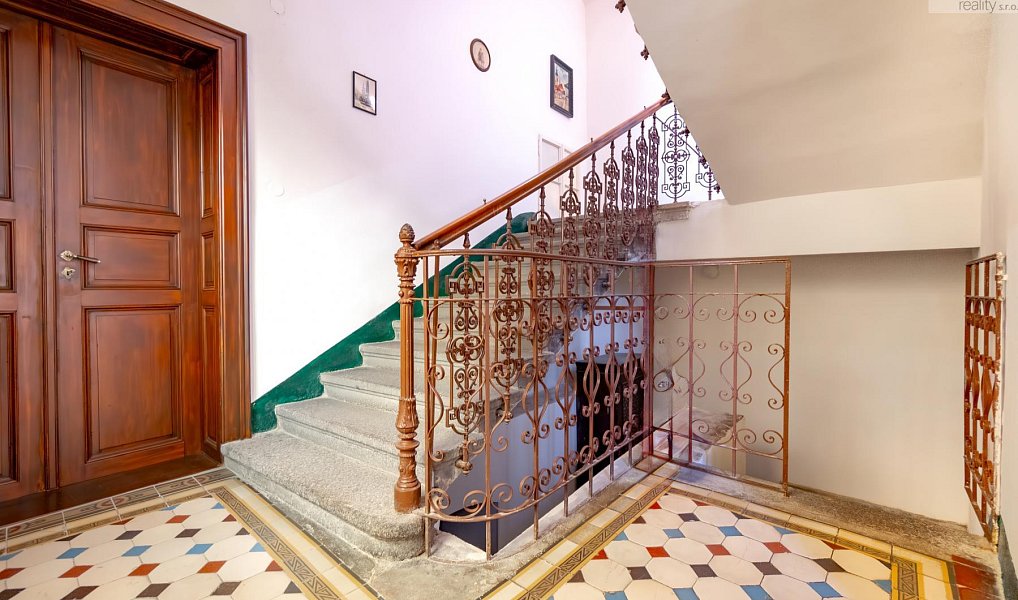 Prodej domu 326 m² s pozemkem 200 m², Žatec – náhled fotky 16