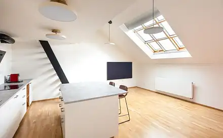 Pronájem bytu 3+kk 75 m²