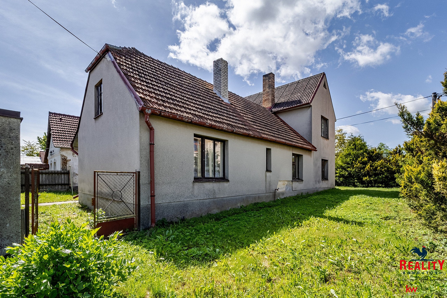 Prodej domu 143 m² s pozemkem 554 m² – fotografie 2