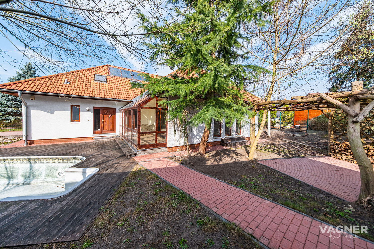 Prodej domu 368 m² s pozemkem 960 m²
