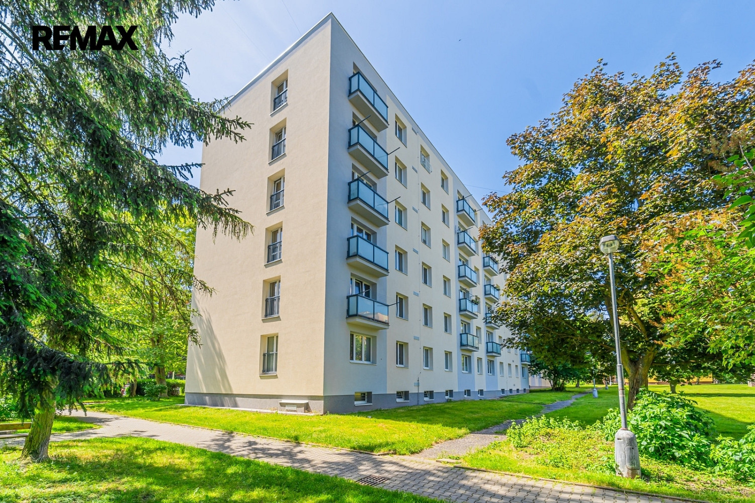 Prodej bytu 3+1 70 m² — photo 3