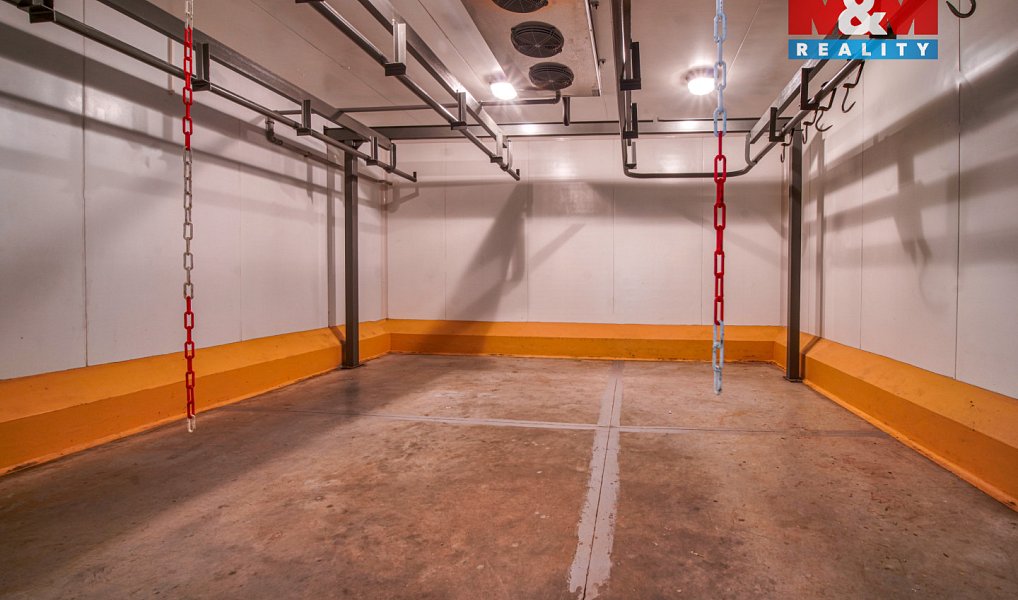 Prodej výrobních prostor 377 m², Potvorov – náhled fotky 8