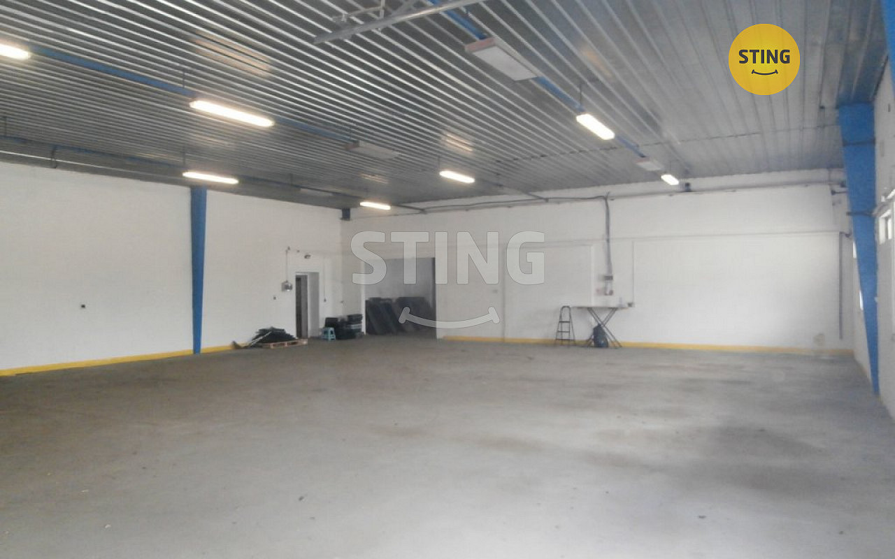 Pronájem skladovacích prostor 564 m²