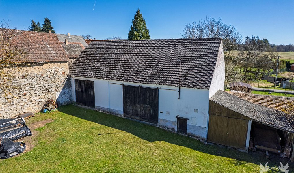 Prodej domu 203 m² s pozemkem 2 621 m², Nezdřev – náhled fotky 28