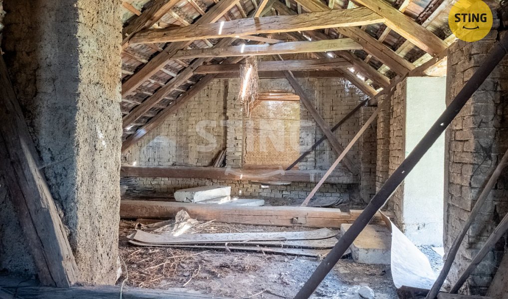 Prodej domu 262 m² s pozemkem 1 101 m², Kleneč – náhled fotky 8