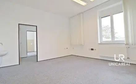Pronájem kanceláře 69 m², Nádražní, Modřice, okres Brno-venkov