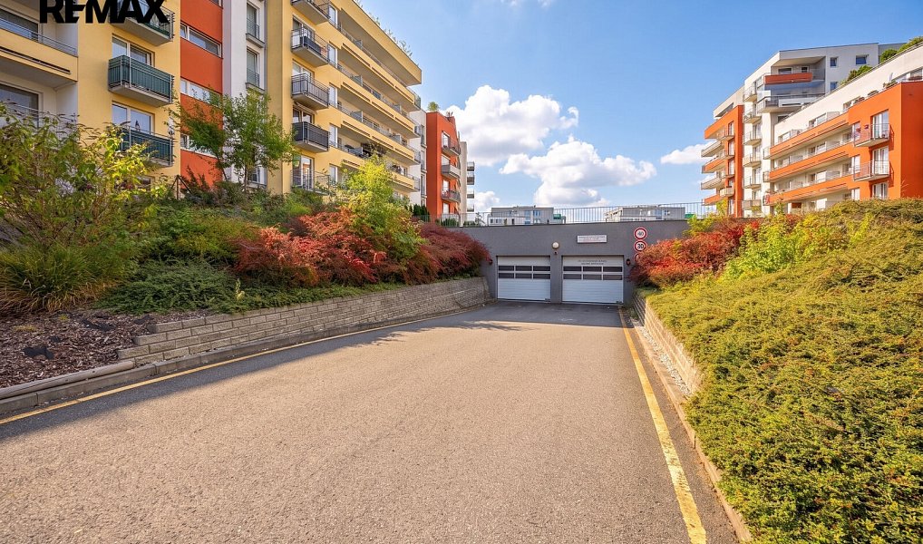 Prodej bytu 2+kk 58 m², Praha – náhled fotky 26