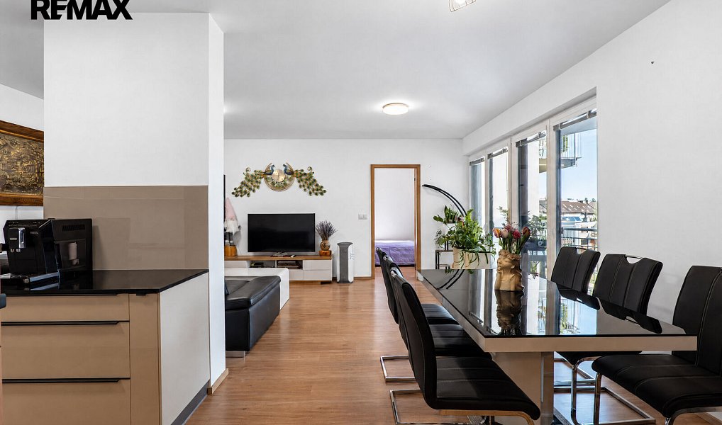 Prodej bytu 3+kk 90 m², Praha – náhled fotky 2