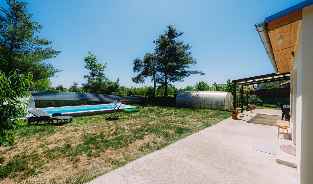 Prodej domu 96 m² s pozemkem 714 m², Zálezlice – náhled fotky 25