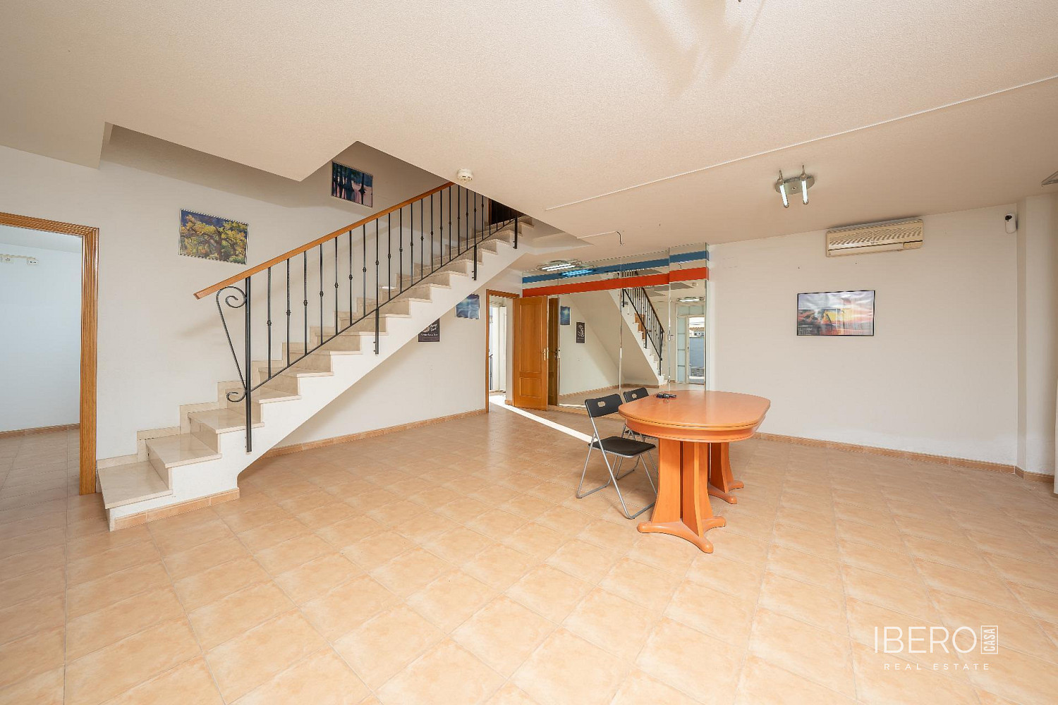 Prodej domu 250 m² s pozemkem 277 m²