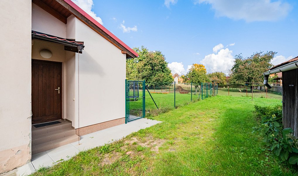 Prodej domu 700 m² s pozemkem 4 338 m², Chlumec nad Cidlinou – náhled fotky 6