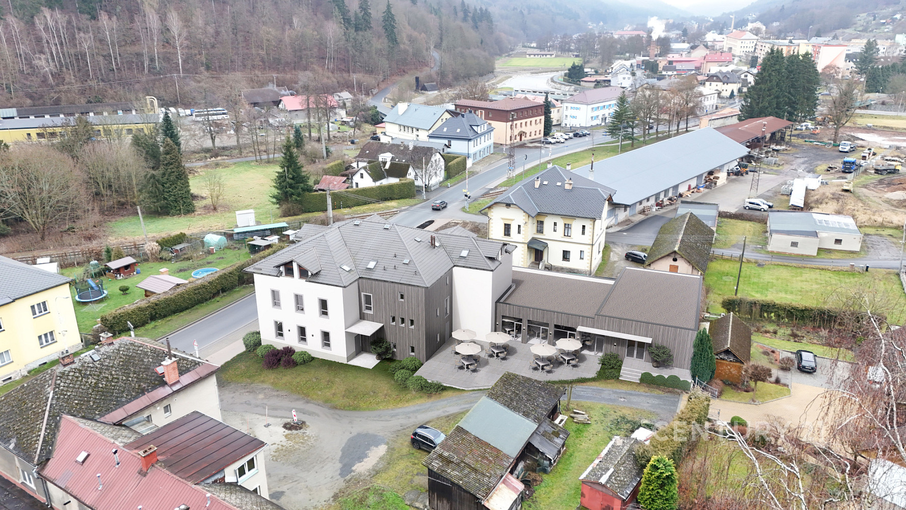 Prodej nájemního domu, činžáku 1 380 m²