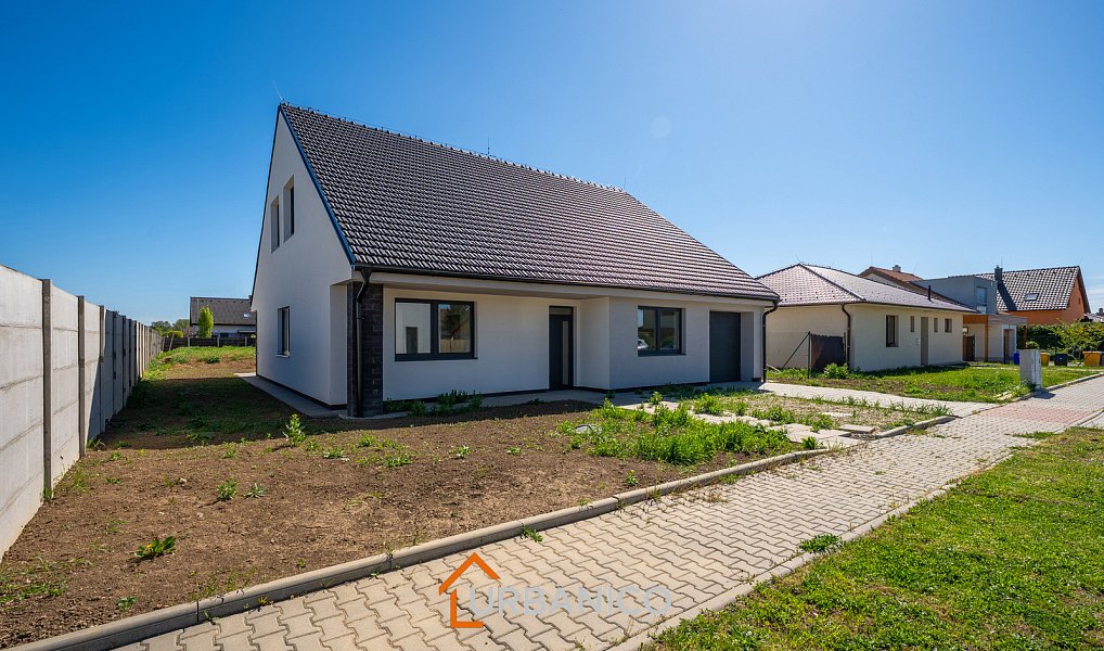 Prodej domu 230 m² s pozemkem 1 000 m², Kupařovice – náhled fotky 2