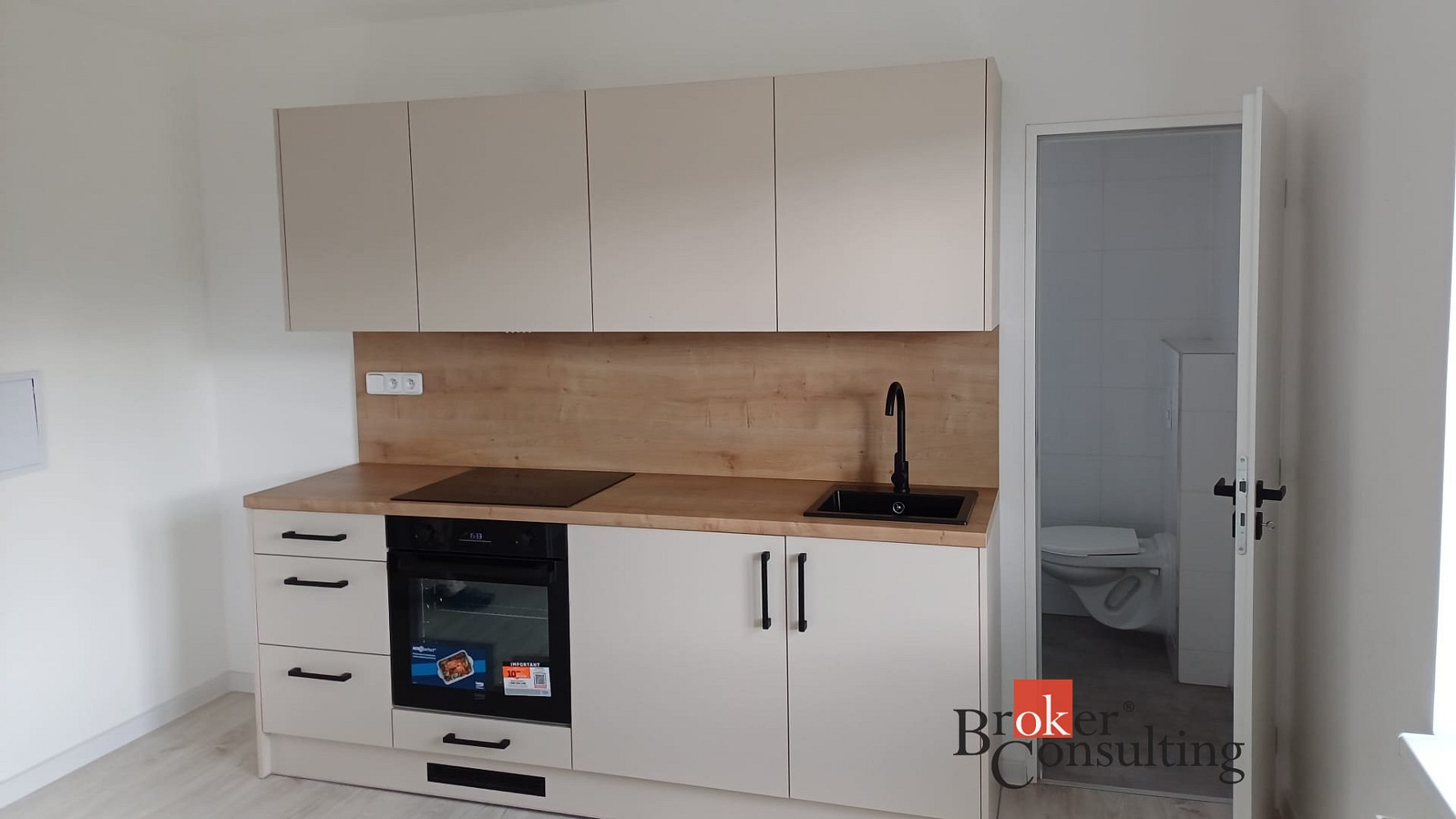 Prodej bytu 1+1 45 m² — photo 2